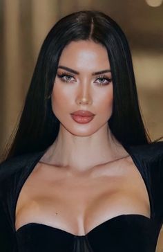 Long Black Hair, Naha, Long Black, Beauty Face, Dark Hair, Pretty Face, Lettering Alphabet, Beauty Women, Hair Inspiration