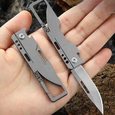 1pcs Folding Knife. Handle material: Titanium Alloy. Blade material: 5cr13mov Stainless Steel. Blade length: 4.6cm. Weight: 13g. Best Pocket Knives, Survival Keychain, Lanyard Beads, Crafts Beads, Hot Rods Cars Muscle, Pretty Knives, Goth Hair, Combat Gear, Collectible Knives