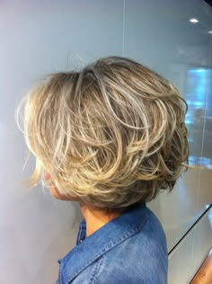 #shortbobhaircut #bobhaircut #boblayerhaircuts In this video, I m helping you to find 100+ short bob Layer Hairstyle Innovation ideas about how to choose Layer Bob Hairstyles another amazing idea about the hairstyles 50+ Mix Stylish Bob haircuts ideas || Trending Short Bob Haircuts https://youtu.be/6TB6vW2bkxo Trendy Long Hair Style for party and weddings || long haircuts https://youtu.be/ZzgYrEsBmwk Professional Look Short Layered Bob Haircuts || Short Layered Bob Hairstyle https:// Helen Mitten Hair, Short Stylish Hair For Women Over 50, Medium Feathered Hairstyles, Bob For Thick Hair, Tapered Bob, Fine Flat Hair, Blonde Layered Hair, Short Layered Bob Haircuts, Layered Bob Haircuts