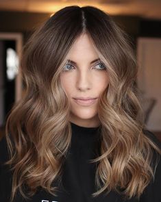 Honey Bronde Shades for Wavy Hair Melted Roots Blonde Balayage Hair, Lived In Brown Balayage, Lived In Bronde Balayage Dark Roots, Face Framing Balayage, Lived In Color, Mushroom Brown, Honey Brown Hair, Bronde Hair