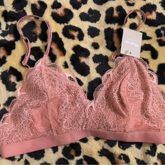 Nwt Madewell Bralette In Nude/Pink Coral Small Cheap Pink Full Coverage Intimates, Affordable Pink Playful Intimates, Orange Bralette, Pink V-neck Stretch Bra, Pink Lace Bralette, Pink Coral, Nude Pink, Pink Orange, Orange Pink