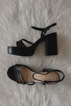 Collared Crop Top, Heels Aesthetic, American Threads, Strappy Block Heels, Perfect Heels, Funky Shoes, Aesthetic Shoes, Swag Shoes