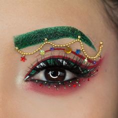 New Year Eye Makeup, Creative Christmas Makeup, Weird Makeup