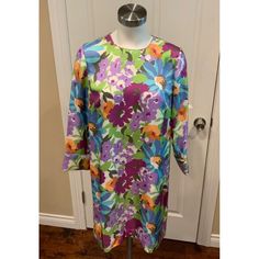 Brand New Women's Dress From J. Crew Collection Measurements: Size: 4 Bust: 35" Length (Neckline To Hemline): 34.5" Sleeve Length: 20.5" * New With Tags!! * 100% Silk * Multicolor Floral Pattern * Zip Closure * 3/4 Sleeves * Lined Please Let Me Know If You Have Any Additional Questions And Feel Free To Check Out My Other Listings. Thanks! 38267 Purple Silk Dress For Daywear, Purple Long Sleeve Midi Dress For Garden Party, Spring Purple Silk Midi Dress, Purple Knee-length Dress For Daywear, Lined Multicolor Daywear Dresses, Multicolor A-line Dress For Daywear, Multicolor Lined Dress For Daywear, Spring Purple Lined Midi Dress, Purple Knee-length Mini Dress For Daywear