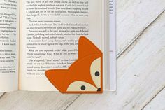 Fox Face corner bookmark ITH in the hoop embroidery design file Fraying Fabric, Fox Crafts, Felt Bookmark, Corner Bookmark, Pencil Gift, Fox Face, Fox Gift, Animal Embroidery Designs, Corner Bookmarks