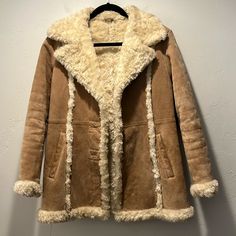 Wilsons Leather Maxima Suede Tan Coat Faux Fur Shearling Lining Women's M Jacket Excellent Condition. No Stains To Note. 18.5 Pit To Pit 30” Shoulder To Bottom Hem Excellent, Preowned Condition Super Comfortable And Very Warm Shearling Leather Jacket With Faux Fur Trim, Long Sleeve Shearling Leather Jacket With Faux Fur Trim, Fall Outerwear With Faux Fur Lining And Sheepskin, Fall Sheepskin Outerwear With Faux Fur Lining, Fall Leather Outerwear With Faux Fur Trim, Leather Outerwear With Faux Fur Trim For Fall, Sheepskin Leather Jacket With Faux Fur Lining, Sheepskin Long Sleeve Outerwear For Fall, Fall Leather Outerwear With Faux Fur Lining