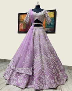 nice women fashion trends Lehngas Designs, Stylish Lengha, Engagement Lehengas, Girlish Lehenga, Trending Lehenga Designs, Bridal Lehenga Designs, White Lehenga