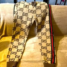 These Authentic Sweatpants Are Creamy Based With Thr Gucci Print All Through Out The Pants. Gucci Sweatpants, Gucci Print, Gucci Pants, Gucci Floral, Cropped Cargo Pants, Zipper Pants, Riding Pants, Wide Leg Cropped Pants, Gucci Leather