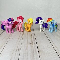 Lot of 5 My Little Pony Figurines  Vinyl molded manes and tails Tails are movable! 4" tall Includes: Pinkie Pie Apple Jack Rainbow Dash Twilight Sparkle Rarity These ponies are in good preowned condition. They show some signs of light wear, like scuffs, but no significant flaws are noted. Please see photos for visual condition. Apple Rainbow, Apple Jack, Mane N Tail, Pinkie Pie, Rarity, Ponies