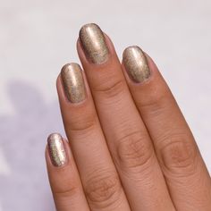 Gold Mirror Nails, Gold Holographic Nails, Holo Nail Polish, Champagne Nails, Holo Nails, Mirror Nails, Nail Shimmer, Holographic Nail Polish