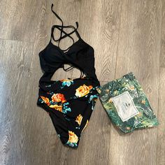 ‘Nwt Cupshe Bathing Suit. Halter Tops And Criss Cross Tie Back. Black Floral Print Swimwear For Party, Halter Tops, Tie Backs, Tie Back, Bathing Suit, Halter Top, Criss Cross, Womens Swim, Bathing Suits