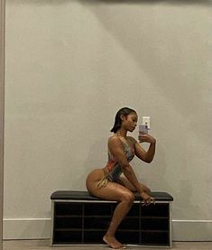 Woman Sitting, Fitness Inspiration Body, Body Inspiration, Summer Body, Perfect Body, Beautiful Black Women, Body Goals, Fitness Goals, Black Women