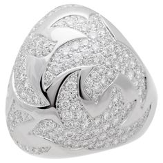 Cartier Dove of Peace Diamond White Gold Bombe Cocktail Ring The highlight of this ring is the 253 round brilliant cut diamonds that have been expertly set into the white gold. These diamonds are known for their exceptional clarity and cut, resulting in a display of sparkling brilliance that captures the light from every angle. The total weight of these diamonds adds a substantial amount of luxury and value to the piece. The ring measures a size 7 and can be adjusted upon request if needed. The Cartier Love Collection, Dome Rings, Dove Of Peace, Cartier Jewelry, Creating Jewelry, Bling Rings, Domed Ring, Elegant Ring, Love Bracelets