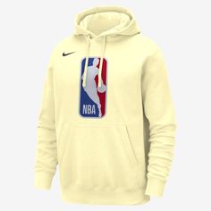 NBA fans, unite! Show your love to the league with the Team 31 Club Hoodie. Made with soft fleece, it helps keep you warm while you cheer on your favorite squad everywhere you go. Which team does your fandom belong to? Nike Nba, The League, Nike Store, Mens Activewear, The Team, Men's Nike, Nike Men, Pullover Hoodie, Nba