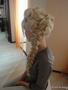 Frozen Elsa's hair. Elsa Braid, Elsa Hair, Frozen Hair, Hair Colorful, Love Hair, Gorgeous Hair