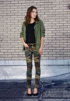 Textile by Elizabeth & James, camo look Army Look, Olive Jacket, Army Camo, Camouflage Pants, Green Utility Jacket