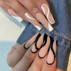 Ongles Beiges, Baddie Nails, French Tip Acrylic Nails, Simple Acrylic Nails, Long Square Acrylic Nails, Bling Acrylic Nails