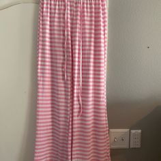 Brand New Women’s Size Medium Pajama Bottoms. Wide Leg Sleepwear For Vacation In Spring, Wide Leg Sleepwear For Spring Vacation, Wide Leg Spring Vacation Sleepwear, Pink Wide Leg Sleepwear For Spring, Casual Pink Wide Leg Sleepwear, Pink Full-length Bottoms For Pajama Party, Striped Sleepwear For Vacation, Comfortable Pink Long Pants Sleepwear, Pink Pajamas With Pockets