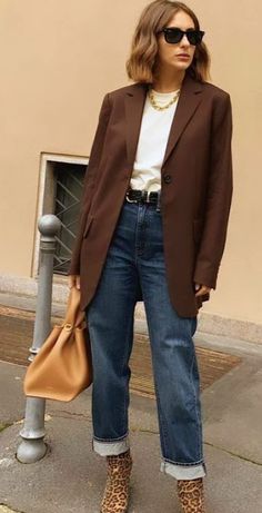 Thrift Outfit, Jean Levis, Outfit Mujer, Autumn Outfits, Casual Fall Outfits, Fall 2024, Outfits Ideas, Fashion Styles, Levis Jeans