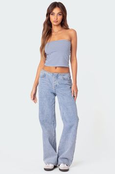 Blue Cropped Stretch Tube Top, Blue Stretch Cropped Tube Top, White Stretch Denim Tops, Blue Casual Crop Top Tube Top, Casual Blue Crop Top Tube Top, Blue Stretch Cotton Tube Top, Light Blue Casual Tube Top For Spring, Fall Party Outfit, Tops With Jeans