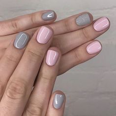 Pink and grey...pretty🌸 Shellac Nail Designs, Unghie Sfumate, Diva Nails, Summer Nails Colors, Dip Powder Nails, Dipped Nails, Powder Nails, Trendy Nails