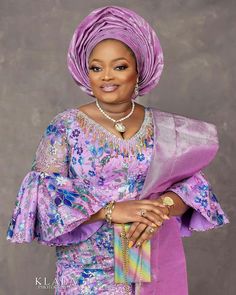 Lace Styles For Mummies, Owambe Lace Styles For Mummy, Iro And Buba Styles Lace Classy, Blouse And Wrapper Lace Styles 2022, Iro And Blouse Lace Styles Latest, Fitted Buba And Iro Lace, Iro And Buba Styles Lace, Iro And Blouse, Puff Sleeve Blouse Pattern