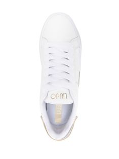 Find LIU JO Cleo 29 Flatform Sneakers on Editorialist. white/gold-tone calf leather smooth grain panelled design logo-debossed tongue debossed logo to the side contrasting branded heel counter round toe front lace-up fastening branded insole flatform sole with embossed logo Leather Low-top Sneakers With Foil Embossed Logo, Low-top Leather Sneakers With Foil Embossed Logo, White Sole Leather Sneakers With Metallic Logo, White Lace-up Sneakers With Logo Plaque, Modern White Sneakers With Logo Plaque, Casual White Sneakers With Foil Embossed Logo, White Lace-up Sneakers With Metallic Logo, White Leather Sneakers With Foil Embossed Logo, Tone Calves