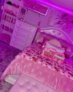 Secret Bedroom Ideas, Victoria Secret Bedroom Ideas, Pink Girly Bedroom, Girly Aesthetic Room, Victoria Secret Bedroom, Calm Room Ideas, Room Reset, Girly Pink Bedroom, Secret Bedroom