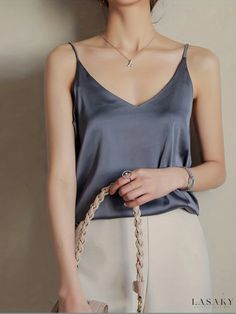 Lasaky - Elegant V-neck Spaghetti Strap Top, Chic Sleeveless Cami Top for Summer, Womens Fashion Female Tank Top, Crop Top Satin, 2022 Summer Fashion, Sling Top, Womens Basic Tops, Silk Vest, School Outfit Women, First Day Of School Outfit, Spaghetti Strap Top