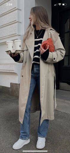 Cute Casual Winter Outfits, Winter Business Casual Outfits, Business Casual Outfits Women, Casual Trench Coat Outfit, Casual Winter Outfits For Women, Style Winter Outfits, Winter Outfits 2024, Winter Business Casual, Trench Beige