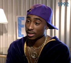 2pac And Biggie, 2pac Makaveli, Tupac Photos, Hip Hop 90s, 90s Rap, 90s Men, Rap Aesthetic