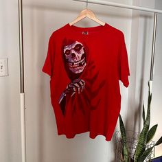 Vintage Y2k Misfits Shirt. The Shirt Is In Good Condition, No Stains But Has Pin Holes. Size Xl Measurements: 23.5x28.5 Misfits Shirt, Shirts Vintage, Pin Hole, The Shirt, Band Tees, Nirvana, The Loom, Fruit Of The Loom, Shirt Color