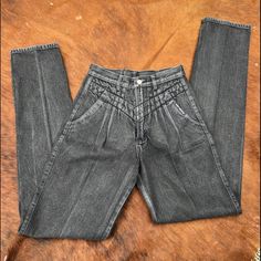 I’m Am Selling These Vintage Rockies Size 27/5 Vintage Western Jeans, Cute Western Jeans, Rockies Jeans Outfit, Vintage Rockies, Rockies Jeans, Jeans Western, Western Clothes, Nice Jeans, Western Clothing