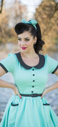 Fashion 1950, Fifties Fashion, Pinup Couture, Look Retro, Rockabilly Fashion