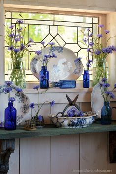 Singing the Wildflower Blues: Bachelor Buttons | homeiswheretheboatis.net #pottingshed #garden Muebles Shabby Chic, Vibeke Design, Bachelor Buttons, Blue Dishes, Blue White Decor, Blue Cottage, Blue And White China, Flow Blue, Blue Willow