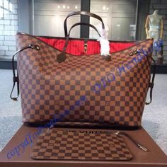 Louis Vuitton Neverfull Damier Ebene, Red Textiles, Lv Neverfull Mm, Louis Vuitton Multi Pochette, Louis Vuitton Neonoe, Louis Vuitton Artsy Mm, Lv Neverfull, Louis Vuitton Artsy, Louis Vuitton Red