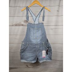 These No Boundaries Bib Shortalls Are Perfect For Women Who Want To Stay Comfortable While Still Looking Stylish. The Blue Striped Design Adds A Touch Of Flair To Any Outfit, And The Xl Size Is Perfect For Those Who Want A Little Extra Room. The Shorts Are Made From High-Quality Materials, Ensuring That They Will Last Through Multiple Wears And Washes. The Brand Is Well-Known For Their Quality Products, And These Shorts Are No Exception. They Are Perfect For Those Who Want To Stay Active And Hea Blue Shortalls With Pockets, Blue Overalls With Suspenders For Summer, Blue Bib Front Shortalls For Summer, Blue Shortalls With Suspenders, Blue Relaxed Fit Shortalls, Extra Rooms, Stay Active, Extra Room, No Boundaries