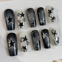 #aesthetic #stars #black #nails #nailart #popular Nails Edgy Grunge, 90a Nails, Badtz Maru Nails, Street Wear Nails, Dark Nail Designs Gothic, Fairy Grunge Nails, Grunge Nails Acrylic 90s, Emo Nail, Grunge Cyberpunk