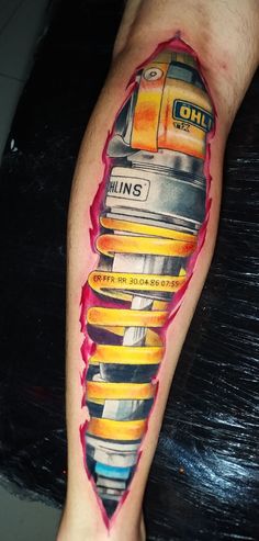 Tatuagem Masculino Realismo Biomecânica Moto Amortecedor Ohlins Calf Tattoo, Tattoos For Guys, Tattoo Ideas, Tattoos, Quick Saves