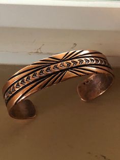 Beautiful sunburst design. A nice feeling weight of 1 oz. Nicely lacquered copper. Has copper mark 96. Also two letters after mark. Probably the artist. Copper Cuff, Laurel Burch, Vintage Horse, Head Pins, Horse Head, Vintage Bracelets, Black Design, Beautiful Bracelet, The Artist