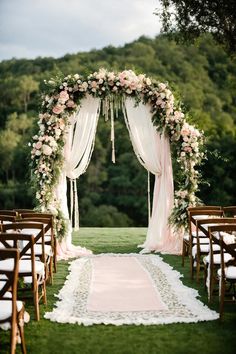 Enchanting Macrame Arches: Elevate Your Wedding Venue's Beauty Unique Wedding Arbor Ideas, Elegant Wedding Arch Indoor, Hanging Wisteria Wedding Arch, Backdrop For Wedding Ceremony, Ceremony Set Up, Wedding Arch Ideas Indoor, Wedding Altar Decor, Wedding Decorations Bohemian, Floral Arbour