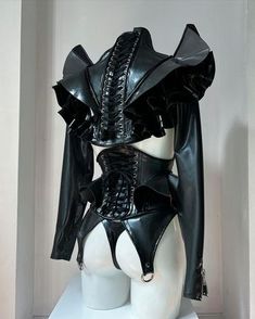 Metal Style Outfits, 2023 Architecture, Metallic Clothing, Drag Queen Outfits, Shoulder Jacket, Preformance Outfits, Concept Clothing, 3d Fashion, Trendy Fashion Tops