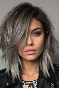 Wolf Cut Ponytail, Cut Ponytail Hairstyles, Long Hairstyles Korean, Haircuts For Natural Hair, 70 Short Hairstyles, Haircut Wolf, Wavy Hair Short, Razored Haircuts, Hairstyles Elegant