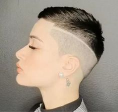 Female Buzzcut Fade, Faded Buzzcut For Women, Female Fade Haircut, Brunette Shades, Spikey Hair, Men Fade Haircut Short, Haircut Design, Hair Styles Ideas, Undercut Long Hair