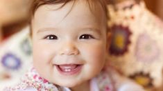 When do babies start teethingFind out when you'll see baby's first tooth—and when you can expect all the other teeth too—in our baby teething chart. Edgy Baby, Acid Reflux In Babies, Dentist Visit, Starting Solids, Baby Teething, Baby Smiles