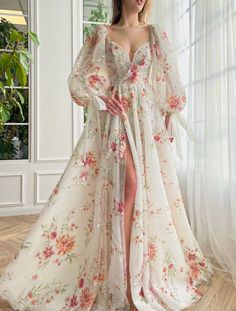 Cataleya Blossom Soirée Gown | Teuta Matoshi Formalite Dress, Prom Dresses Flowers, Dresses Flowers, Teuta Matoshi, Flower Prom Dress, Normal Clothes, Pretty Princess, Dresses Elegant, Luxury Dress