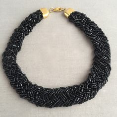 This is an incredible braided black glass beaded choker necklace . Beautiful quality with a gold coloured metal clasp. African Beads Necklace, Tube Necklace, Beaded Rope, African Beads, Beaded Choker Necklace, Beaded Choker, Jewelry Diy, Black Glass, Glass Bead