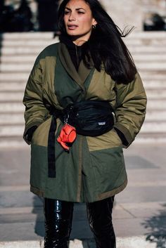 Paris Fashion Week Men's Street Style | British Vogue Green Jacket Outfit, Bum Bag Outfit, Paris Fashion Week Men, Trendy Swimwear, Jacket Outfit, Street Style Winter, Men Street, Big Fashion