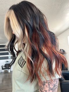 Colors That Go With Black Hair, Black Hair Dye Styles, Black Tip Blonde Hair, Copper Block Color, Calico Copper Hair, Strawberry Blonde And Black Hair, Red Black And Blonde Hair Color Ideas, Strong Color Contrast Hair, Hair Colors With Black