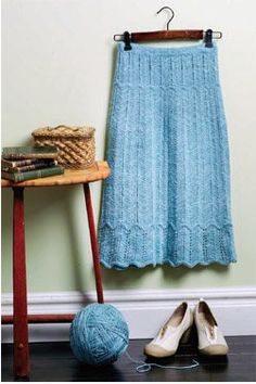 Ravelry: Miss Terwilliger's Skirt pattern by Joanna Johnson Skirt Patterns Free, Skirt Knitting Pattern, Knitting Skirt, Knit Skirt Pattern, Skirt Pattern Free, Knitting Hacks, Yarn Patterns, Skirt Patterns, Knitting Tutorials